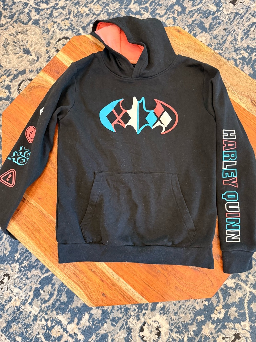 Harley Quinn Black Girls Graphic Hoodie with Color Block Bat Logo size girls L
